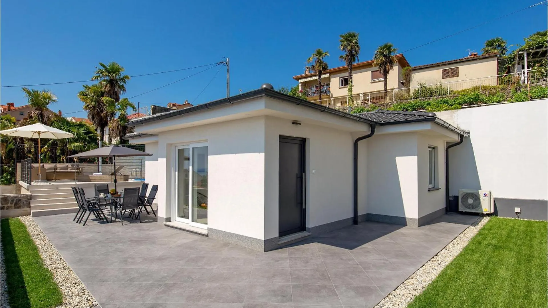 2 Bedroom Gorgeous Home In Volosko Holiday home
